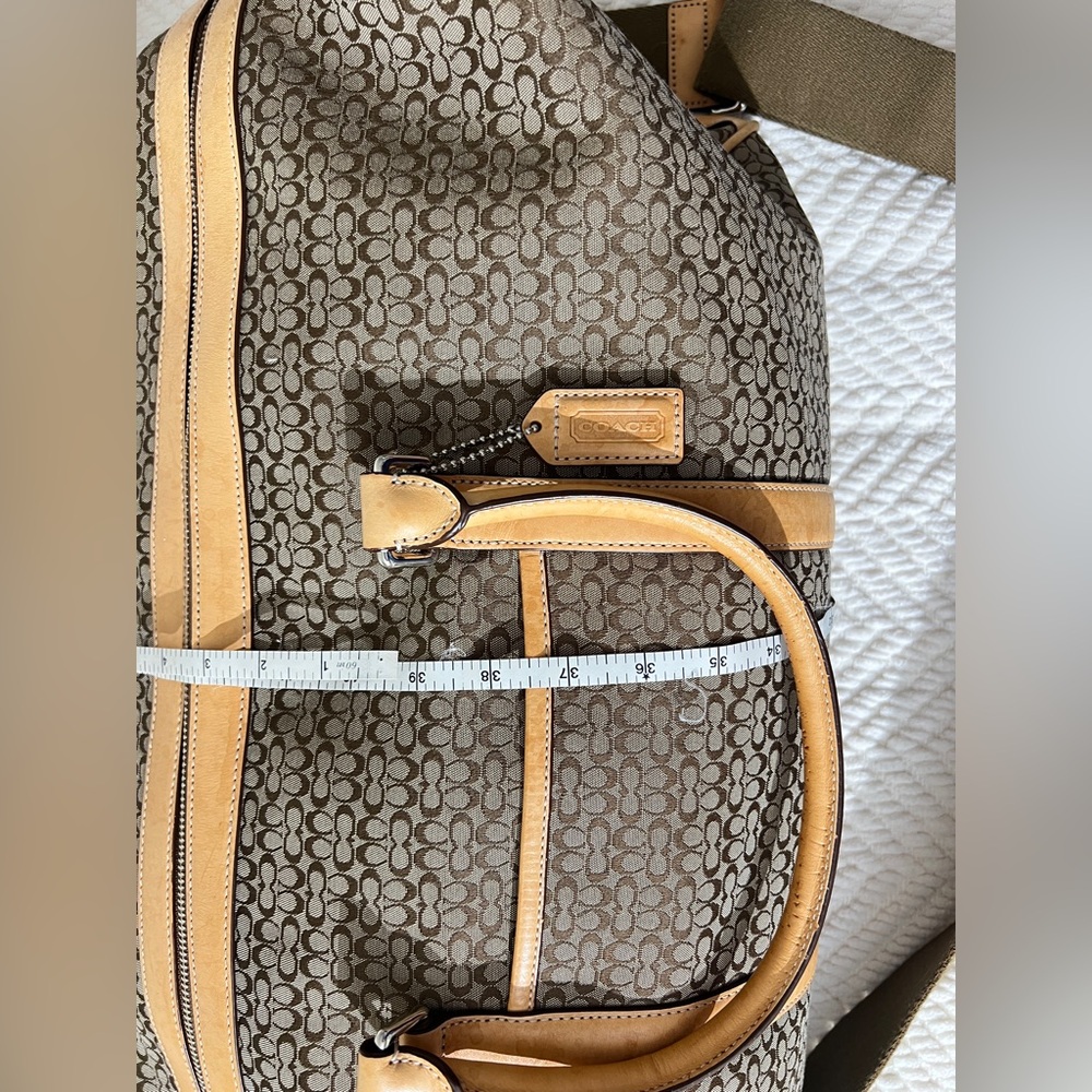 Coach Stylish Tan Leather and Brown Bag - Picture 13 of 15
